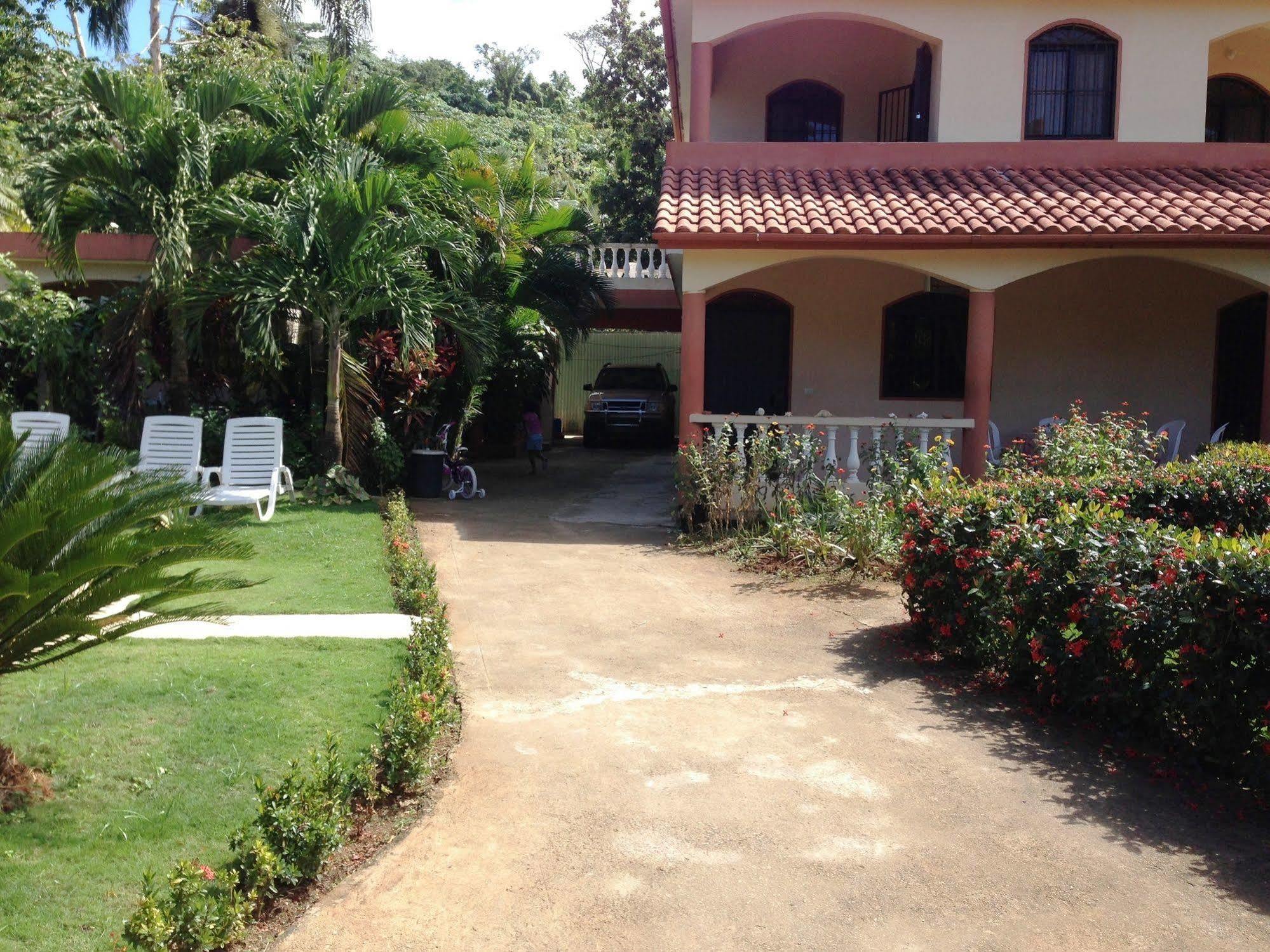 Casa Lily & Coco Aparthotel Las Terrenas Exterior photo